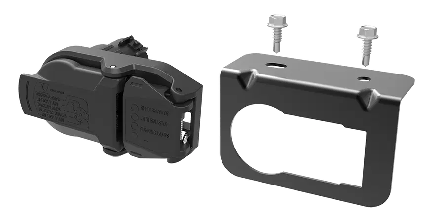 7+4P/12V Combo-Socket (SAE J1239, SAE J2863) - with superior water protection