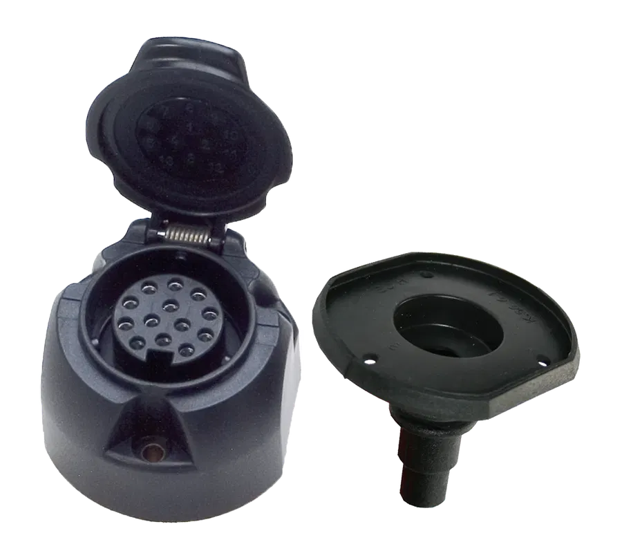 13P/12V Socket (ISO 11446)