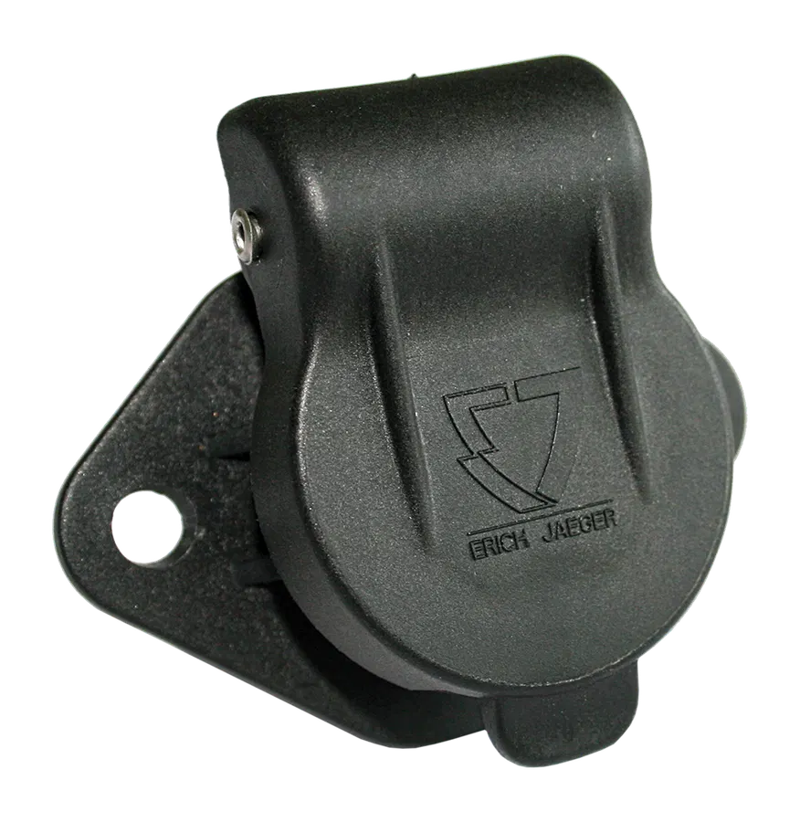 Matching socket: 3P/6-24V(25A) Socket (DIN 9680)