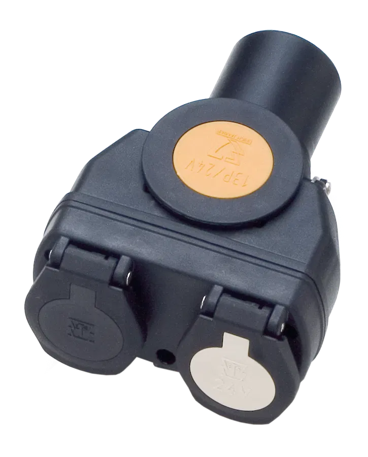 Passender Adapter: Kurzadapter - mit 13P/24V Stecker (sim. ISO 12098) und 2x 7P/24V Steckdose (ISO 1185 + ISO 3731)