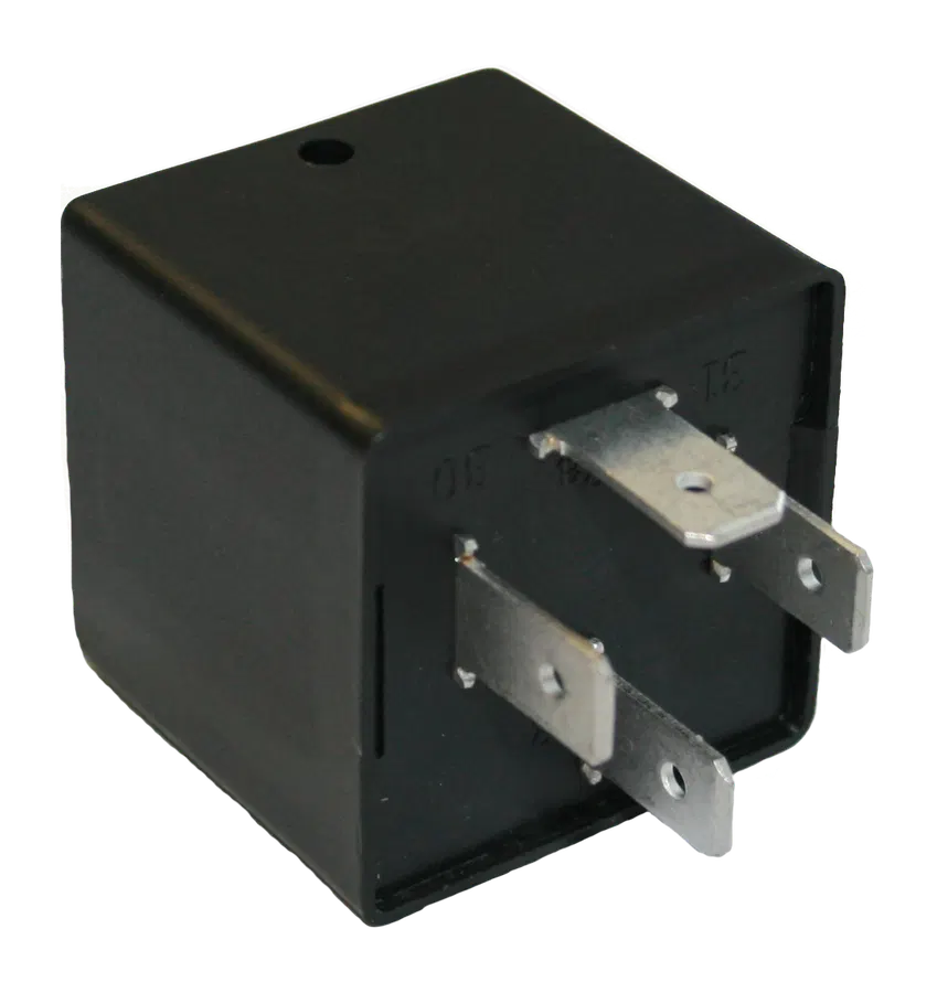 12V voltage monitors - Connecting and disconnecting of trailer charging line, without discharging battery of the towing vehicle
