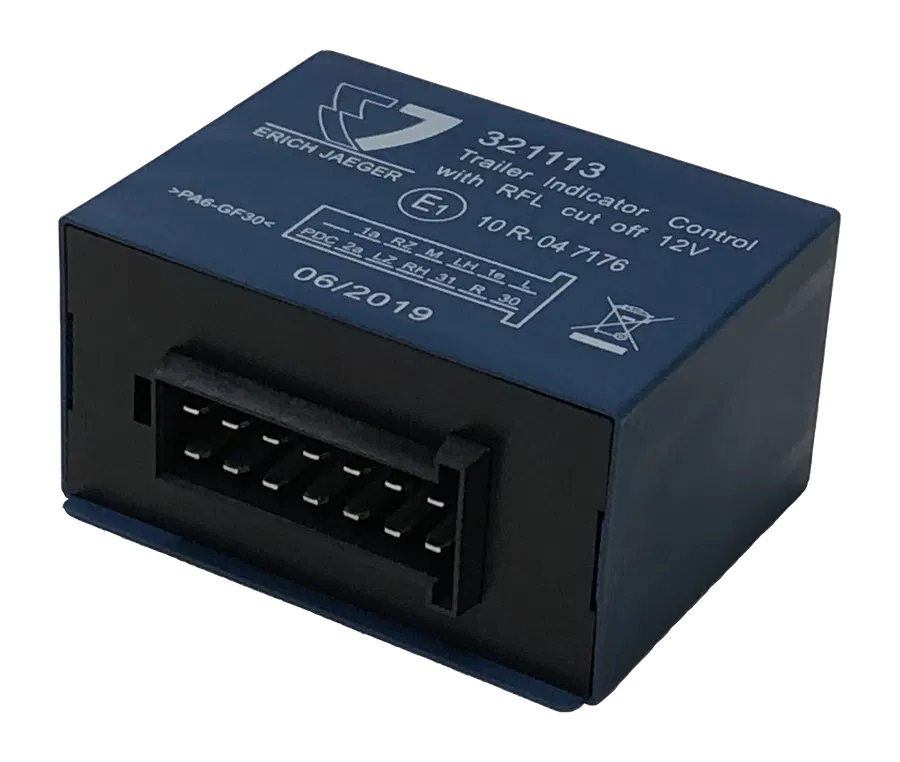 12V indicator control for trailer control - short circuit proof and noiseless failure detection of the trailer indicator lamp by rate increase, integrated rear fog light cut off, trailer detection by trailer bulbs