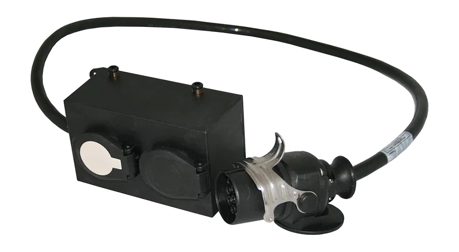 Adapter box with cable - with 15P/24V plug (ISO 12098) and 2x 7P/24V socket (ISO 1185 + ISO 3731)